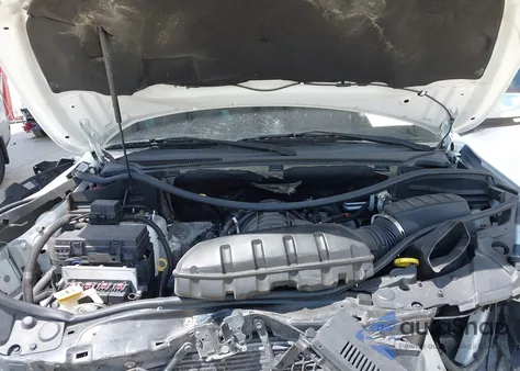 2013 Jeep Grand Cherokee Overland z USA, uszkodzony, nr VIN 1C4RJFCT5DC642313